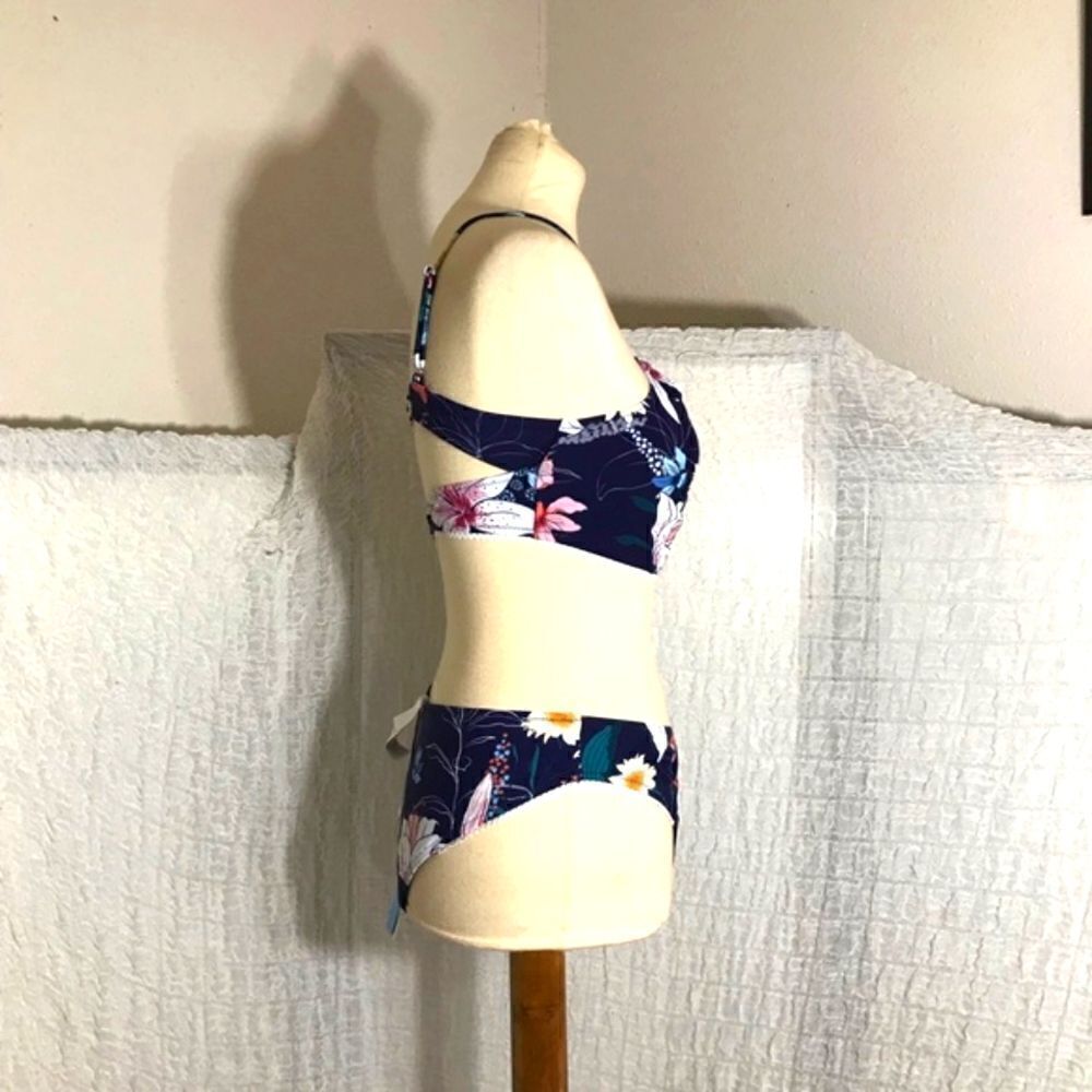 Cupshe NWT Navy Floral Bikini Size XXL - Picture 4 of 12